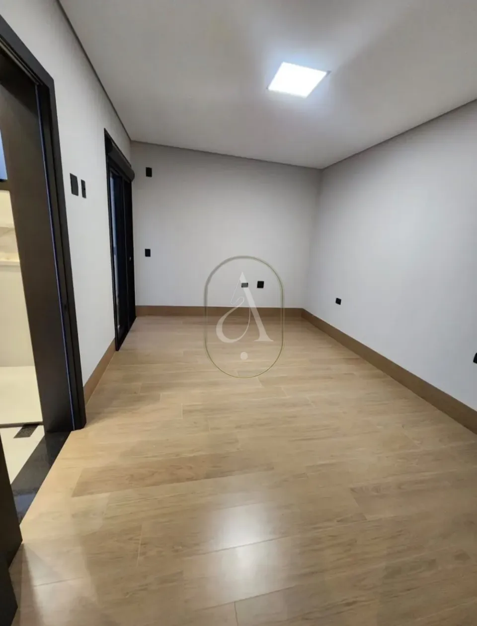 Imagens do imóveis Casa à Venda Semimobiliada de Alto Padrão  com 3 suítes, Piscina e Espaço Gourmet no Jardim Fregadolli!