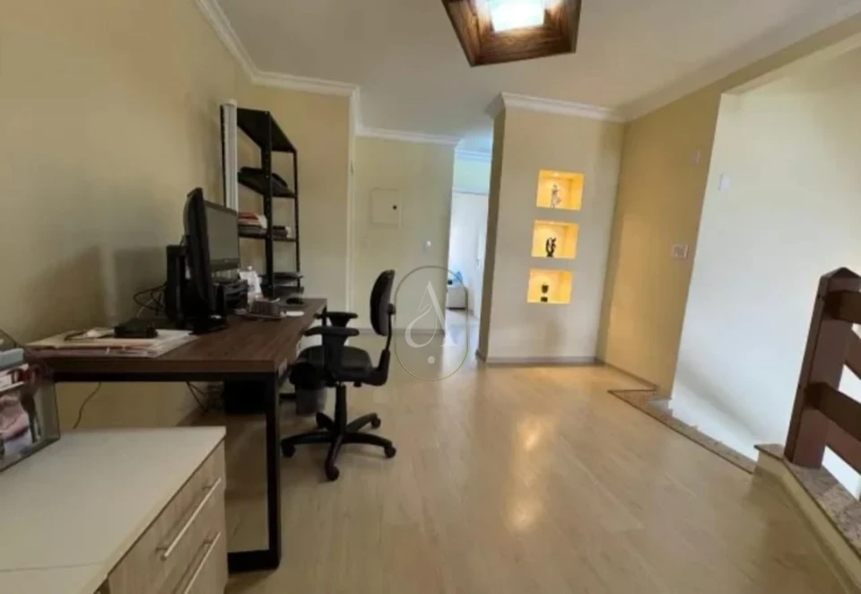 Imagens do imóveis Sobrado À Venda no  Condomínio  Delta Ville 2 em Maringá