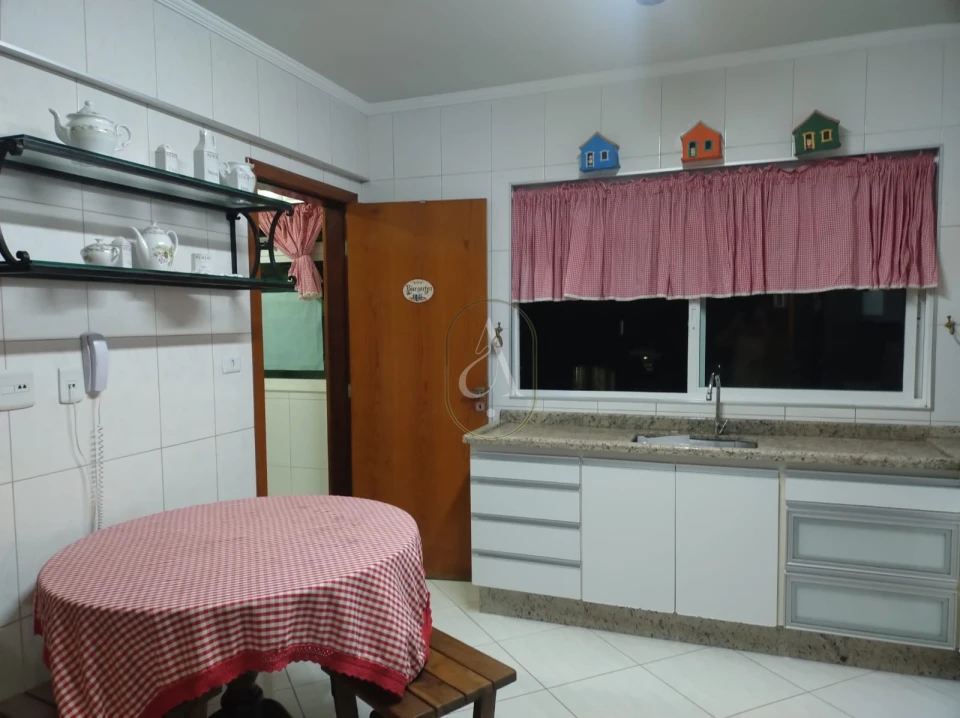 Imagens do imóveis Apartamento Semimobiliado A Venda Na Zona 07!