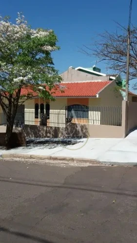 Imagens do imóveis Casa A Venda No Jardim Botânico Em Maringá!