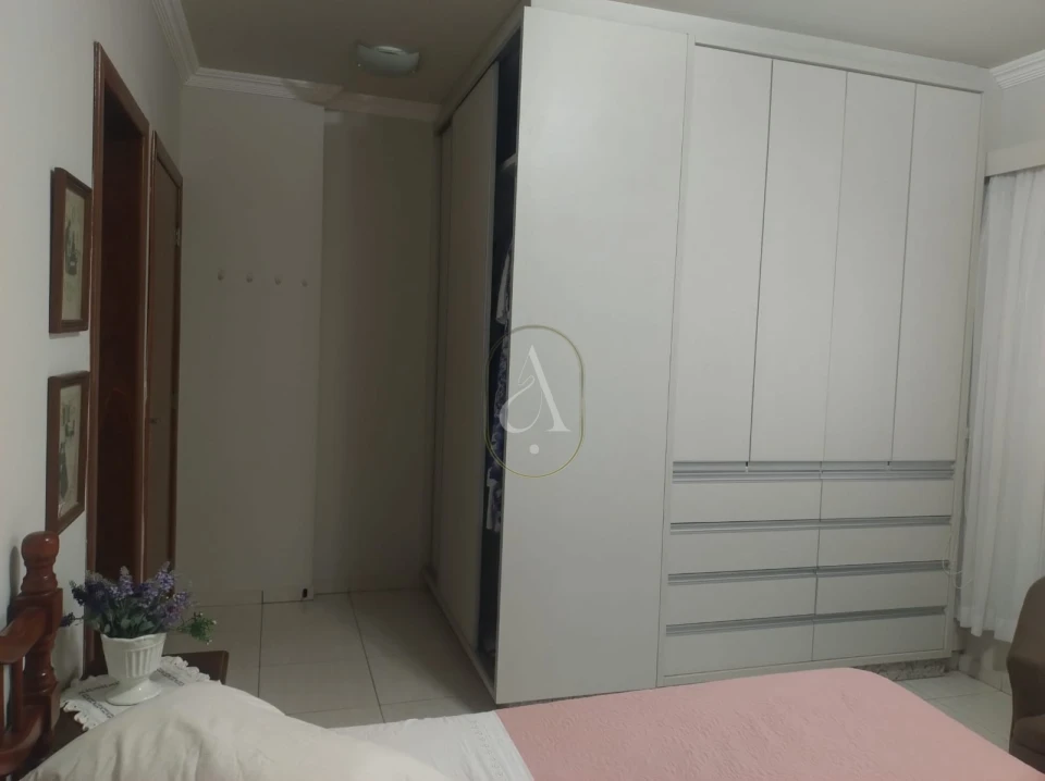Imagens do imóveis Apartamento Semimobiliado A Venda Na Zona 07!