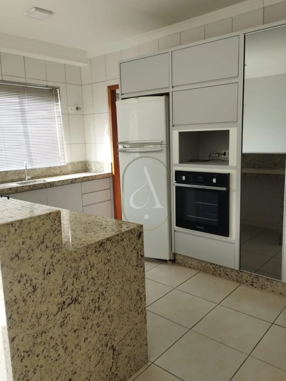 Imagens do imóveis Apartamento a venda no Condomínio D'angelis Semimobiliado!