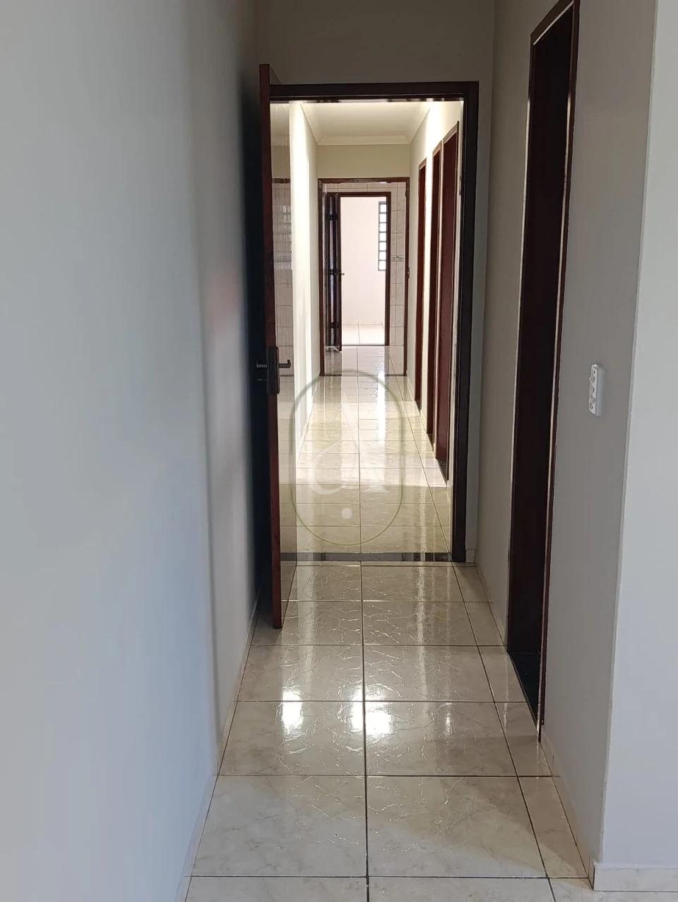 Imagens do imóveis Casa Ampla à venda com 3 quartos com suíte Próximo a Av, Cerro Azul em Maringá!