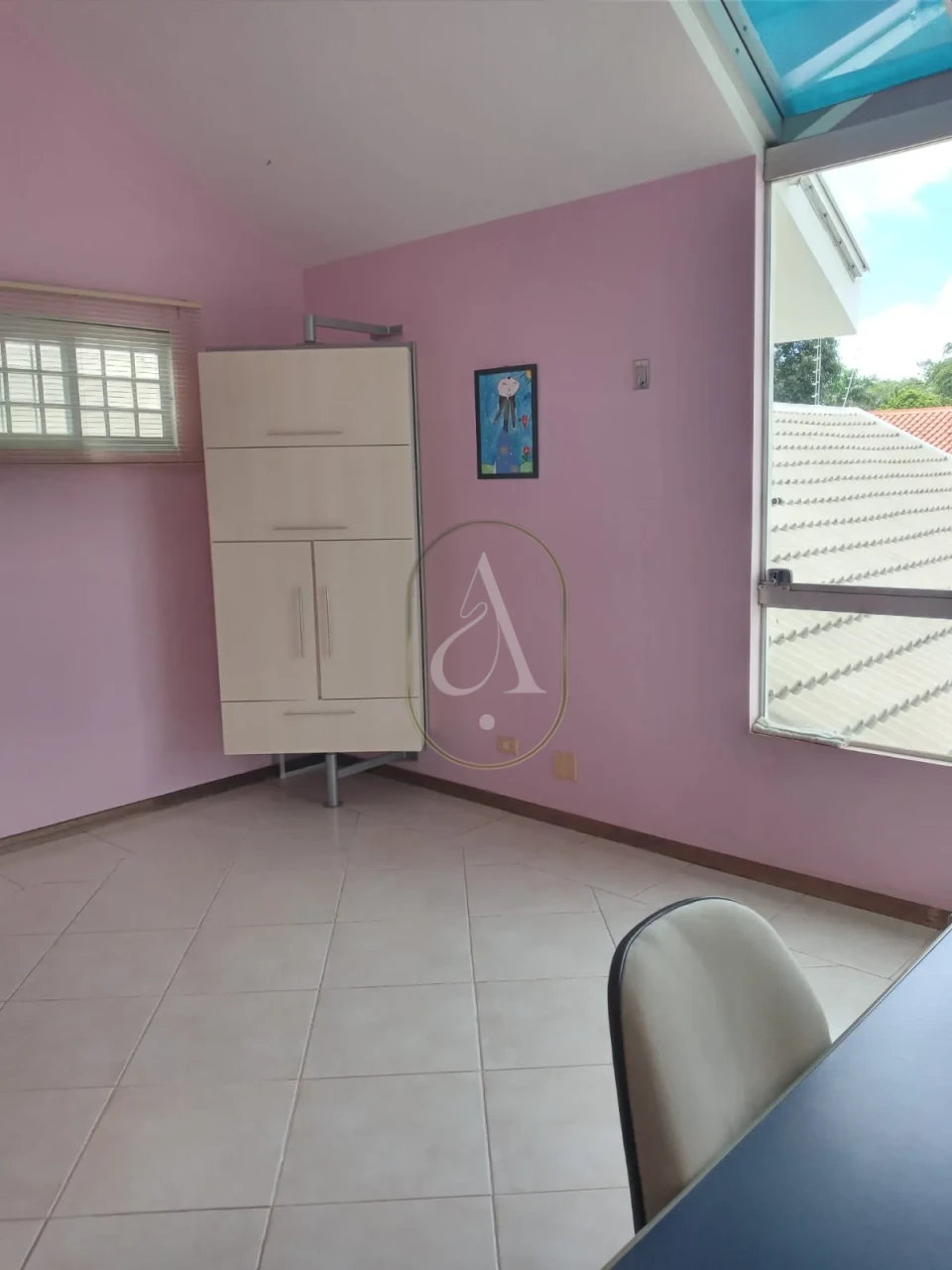 Imagens do imóveis Sobrado à venda na Zona 03 Pertinho do Parque do Ingá com 580 m2 de terreno!!