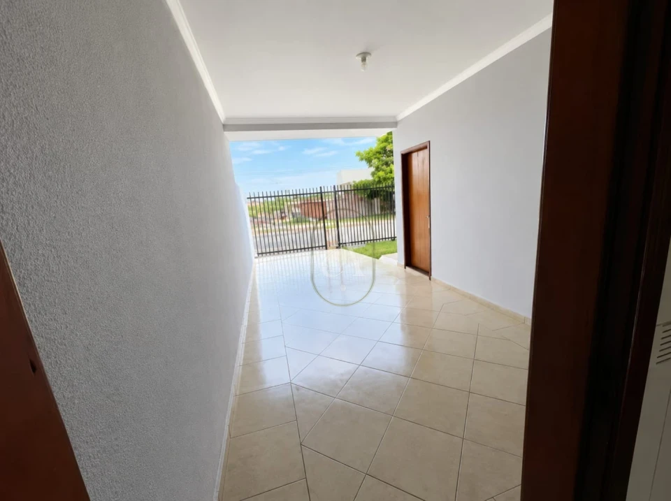 Imagens do imóveis Casa à venda 3 quartos com suíte próximo ao Eurogarden em Maringá!