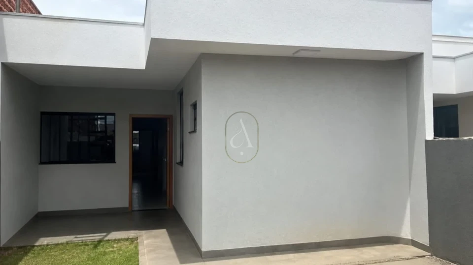 Imagens do imóveis Casa à venda com 3 quartos e suíte no Jardim Três Lagoas em Maringá!