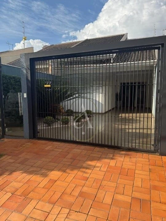 Imagens do imóveis Casa À Venda Jardim Licce Maringá