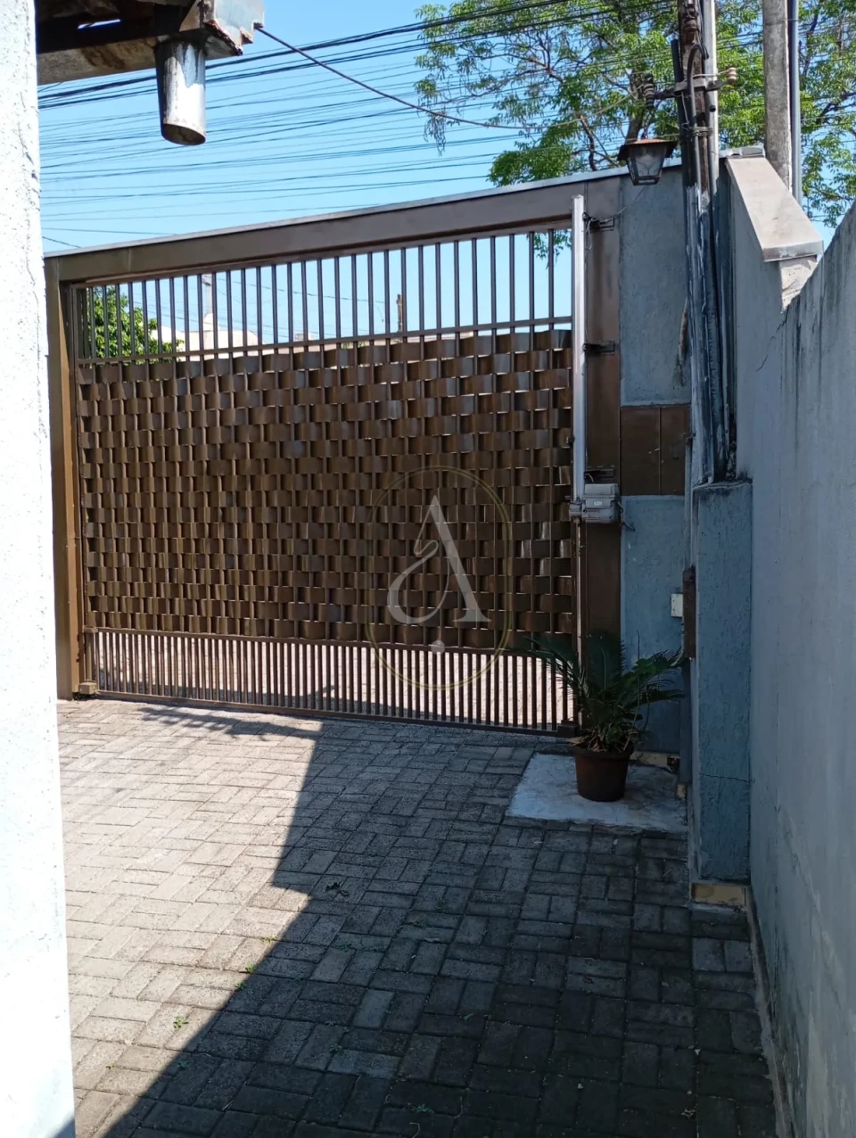 Imagens do imóveis Casa Ampla com Edícula e Piscina no Jardim São Silvestre Próximo a Polícia Federal !!