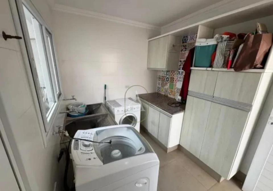 Imagens do imóveis Sobrado À Venda no  Condomínio  Delta Ville 2 em Maringá