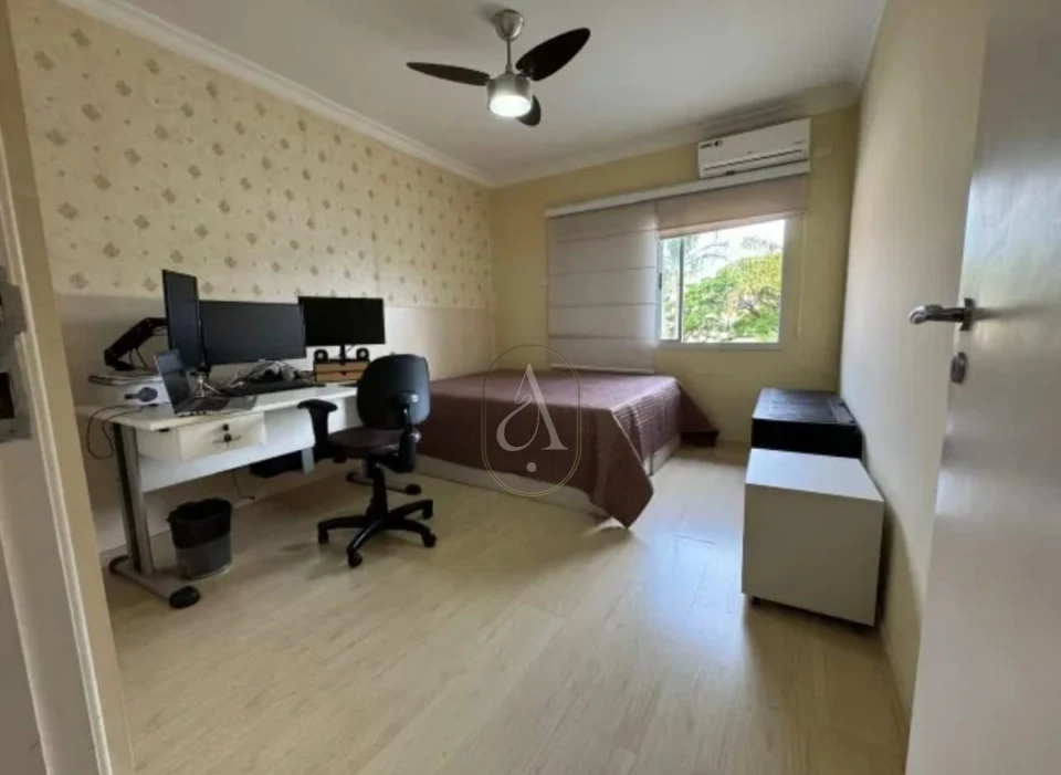 Imagens do imóveis Sobrado À Venda no  Condomínio  Delta Ville 2 em Maringá