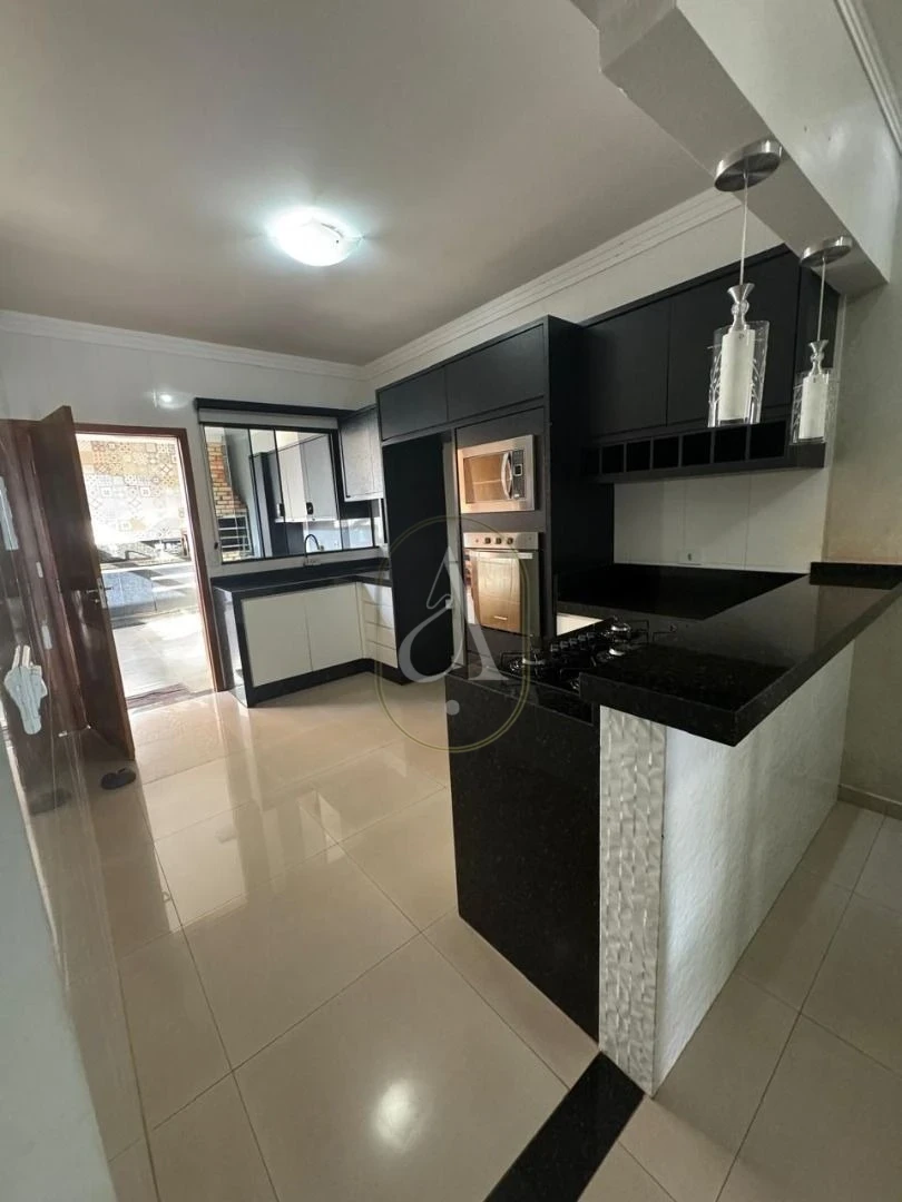 Imagens do imóveis Casa À Venda Jardim Licce Maringá