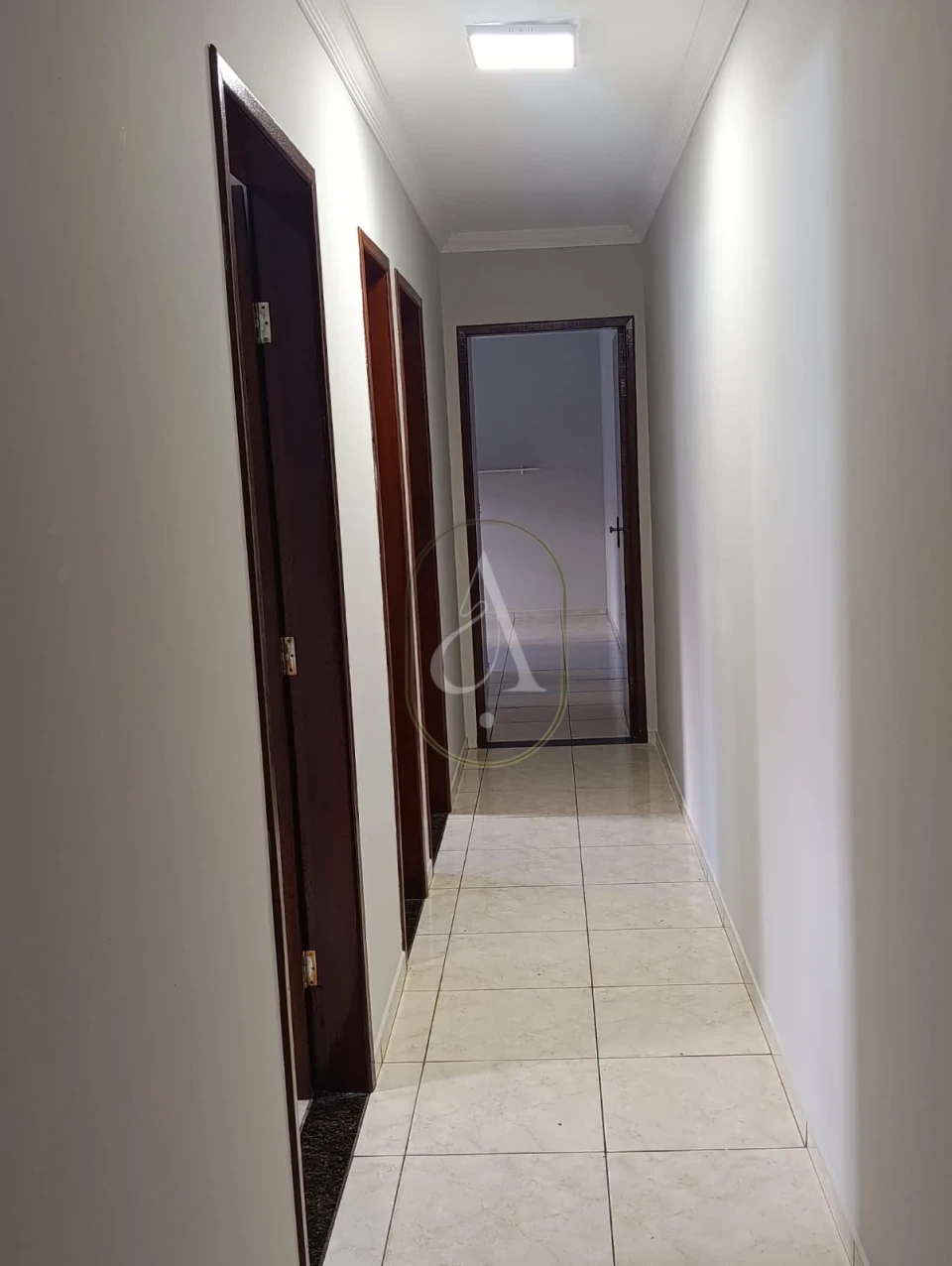 Imagens do imóveis Casa Ampla à venda com 3 quartos com suíte Próximo a Av, Cerro Azul em Maringá!