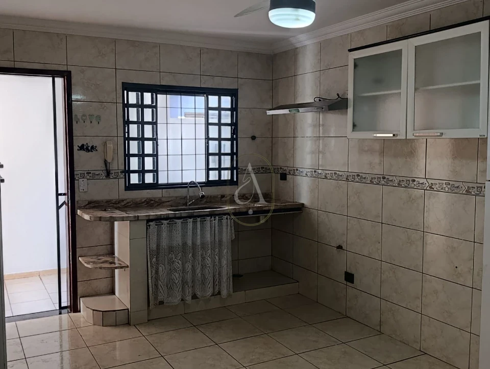 Imagens do imóveis Casa Ampla à venda com 3 quartos com suíte Próximo a Av, Cerro Azul em Maringá!