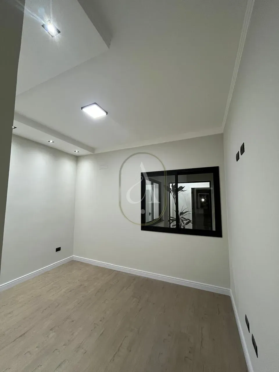 Imagens do imóveis Casa À Venda com Piscina e 3 suítes no Jardim Iguaçu!