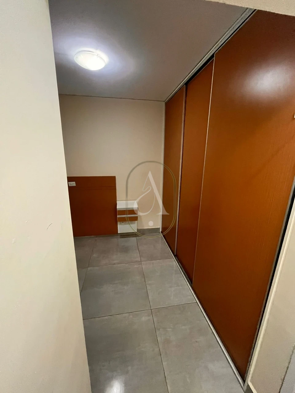 Imagens do imóveis Kitnet semimobiliada próximo a UEM !!