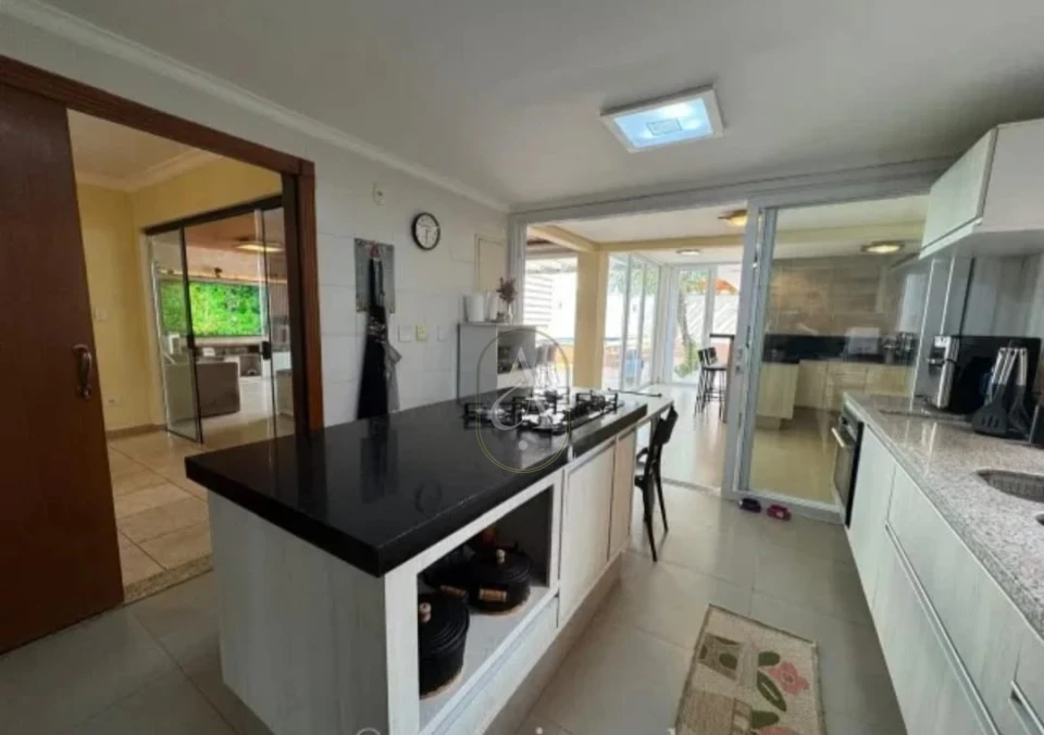 Imagens do imóveis Sobrado À Venda no  Condomínio  Delta Ville 2 em Maringá