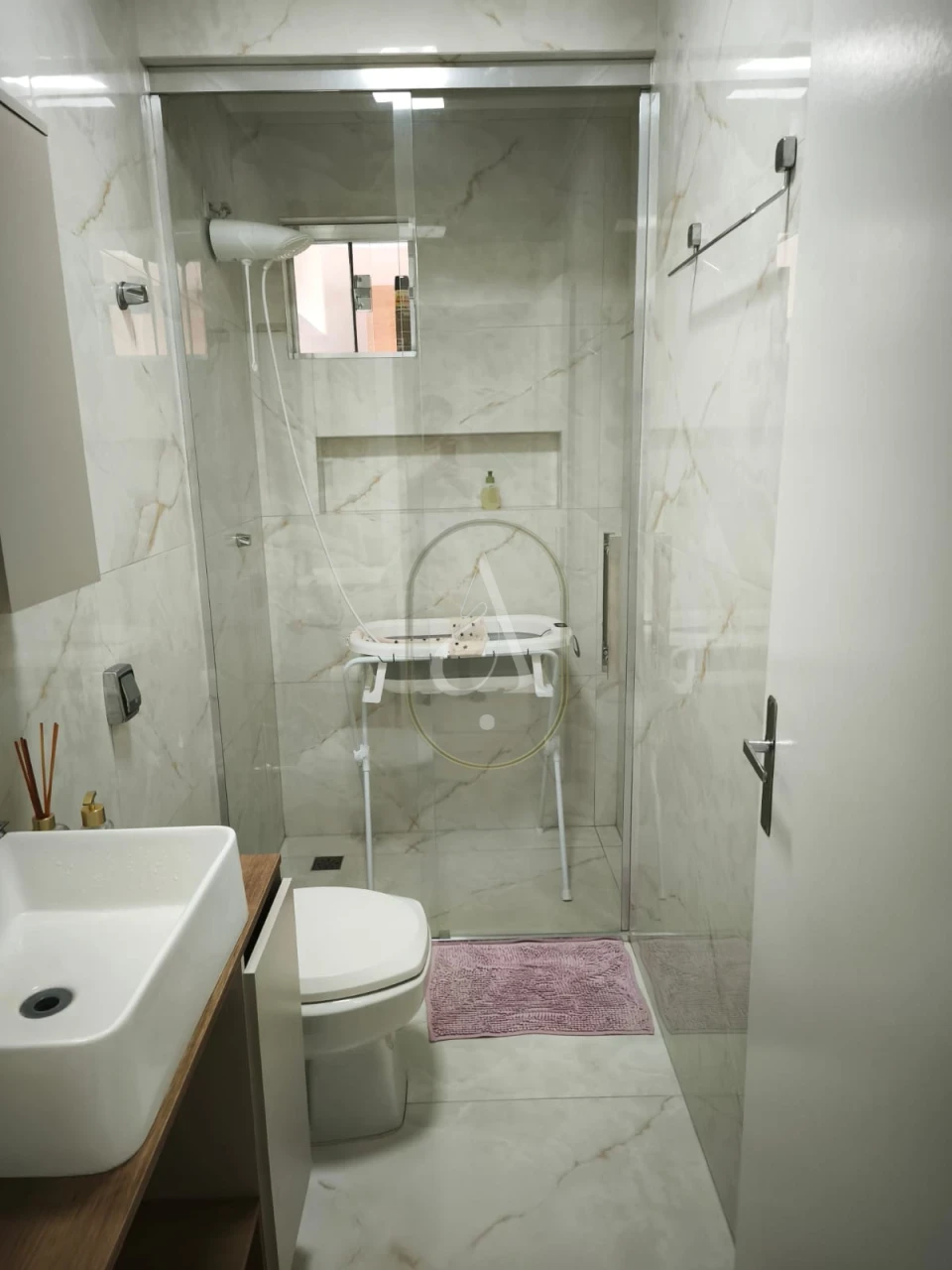 Imagens do imóveis Apartamento à Venda na Zona 07 sendo 3 quartos com suíte próximo ao Condor e UEM!!