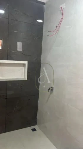 Imagens do imóveis Casa à venda com 3 quartos e suíte no Jardim Três Lagoas em Maringá!