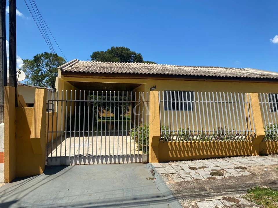 Imagens do imóveis Casa a venda com terreno de 384 m2 no Jardim São Silvestre em Maringá!