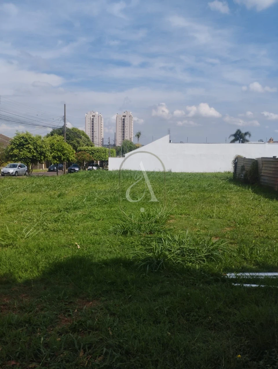 Imagens do imóveis Terreno Comercial À Venda na Avenida José Alves Nendo em Maringá!