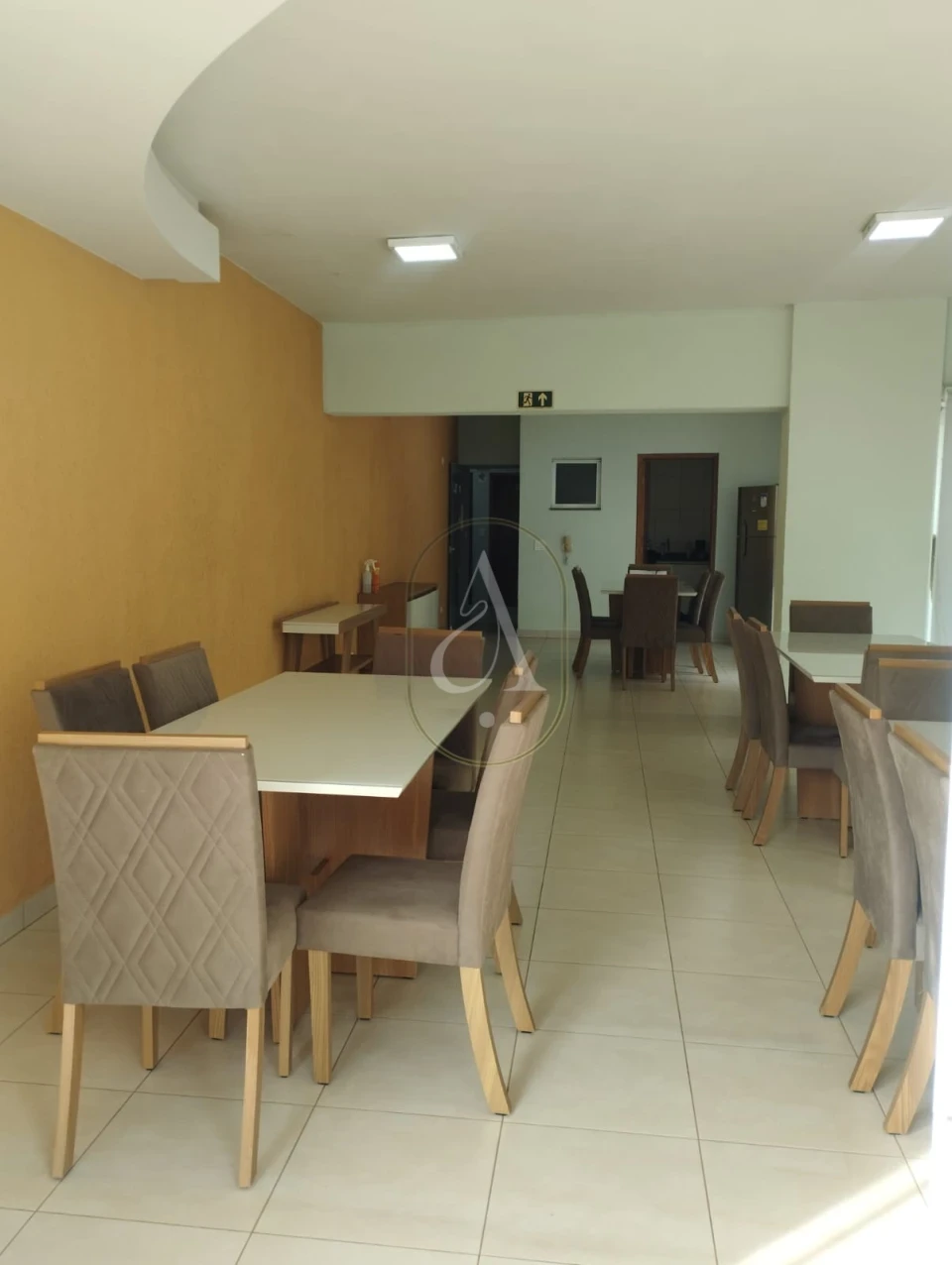 Imagens do imóveis Apartamento a venda no Condomínio D'angelis Semimobiliado!