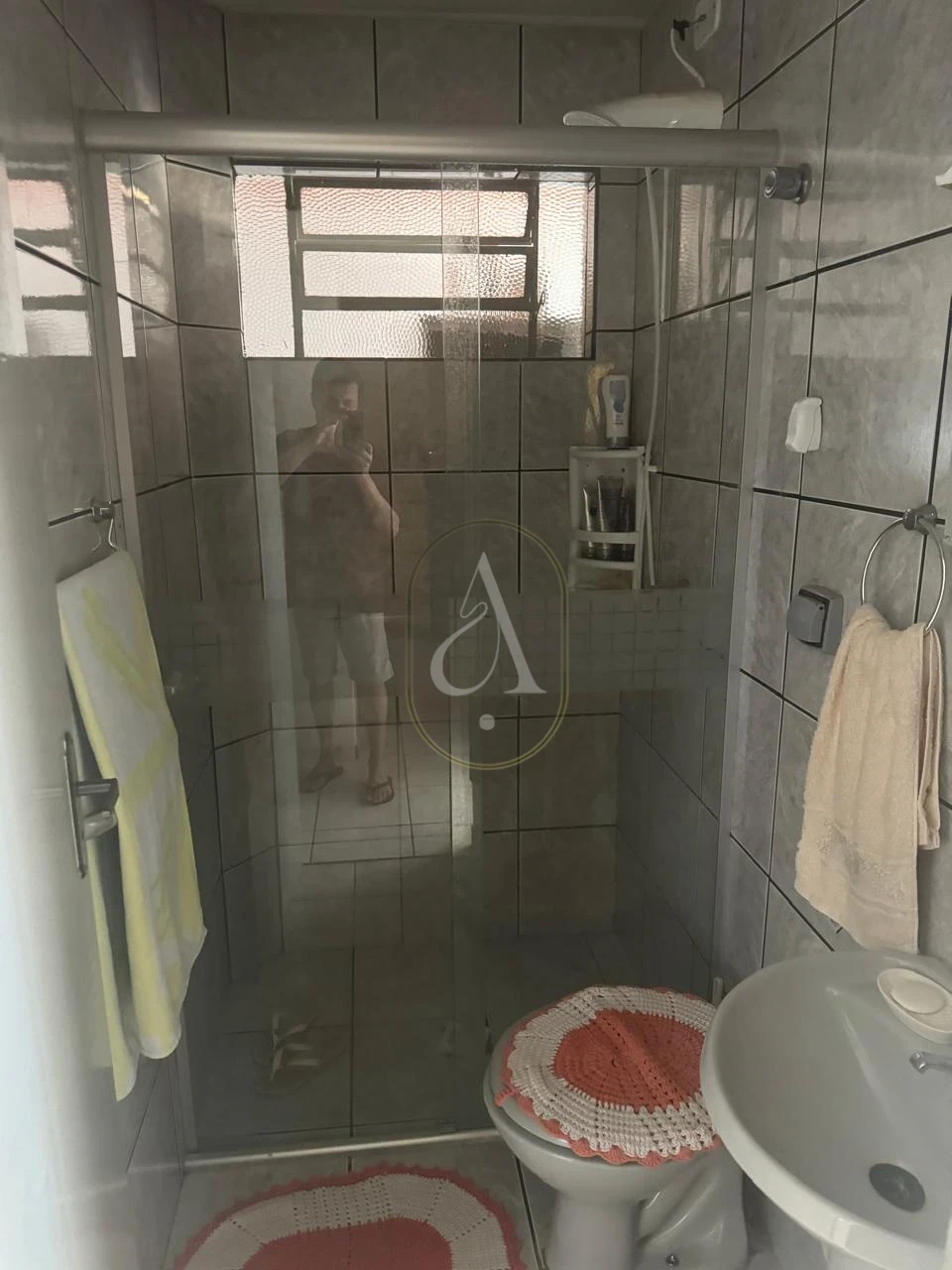 Imagens do imóveis Casa a venda com terreno de 384 m2 no Jardim São Silvestre em Maringá!