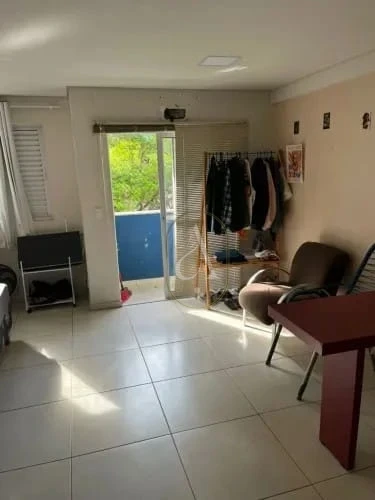 Imagens do imóveis Kitnet À Venda  Semimobiliada Próximo A UEM