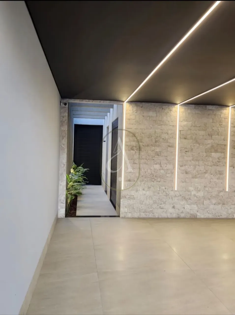 Imagens do imóveis Casa à Venda Semimobiliada de Alto Padrão  com 3 suítes, Piscina e Espaço Gourmet no Jardim Fregadolli!