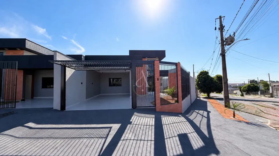 Imagens do imóveis Casa à Venda de Esquina 3 quartos com suíte no Jardim Campo Belo em Maringá!
