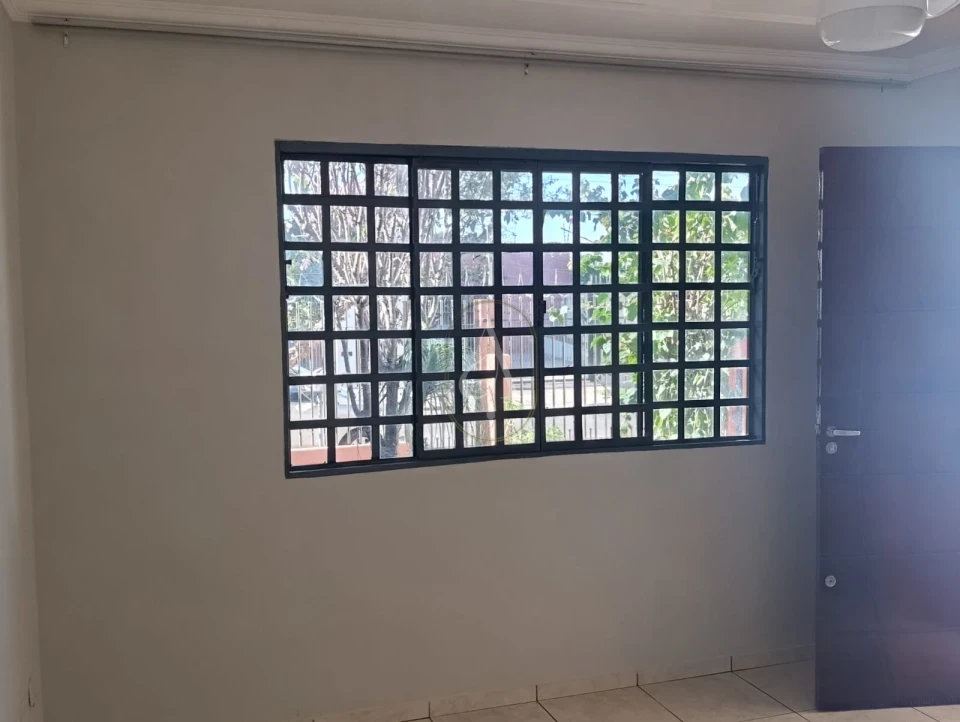 Imagens do imóveis Casa Ampla à venda com 3 quartos com suíte Próximo a Av, Cerro Azul em Maringá!
