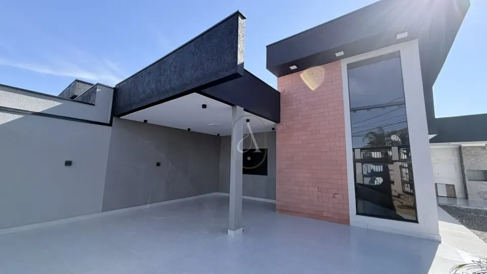 Imagens do imóveis Casa à Venda de Esquina 3 quartos com suíte no Jardim Campo Belo em Maringá!