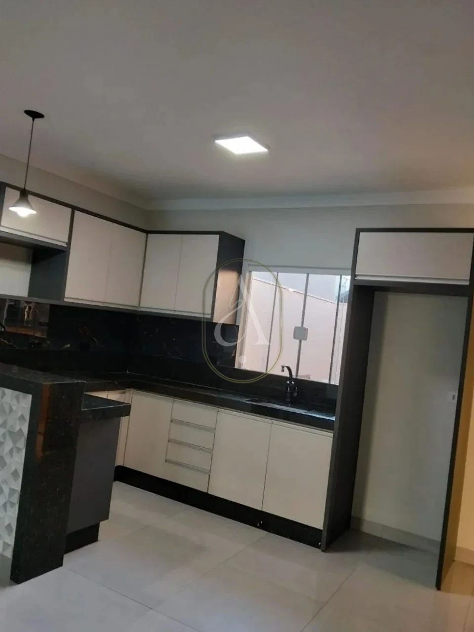 Imagens do imóveis Casa À Venda Jardim Guairacá Maringá