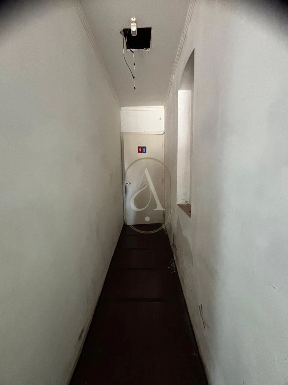 Imagens do imóveis Barracão comercial a venda inserido em eixo urbano estratégico em Maringá!