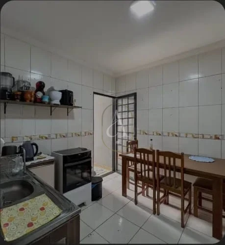 Imagens do imóveis Casa à venda 3 quartos com suíte próximo ao Eurogarden em Maringá!