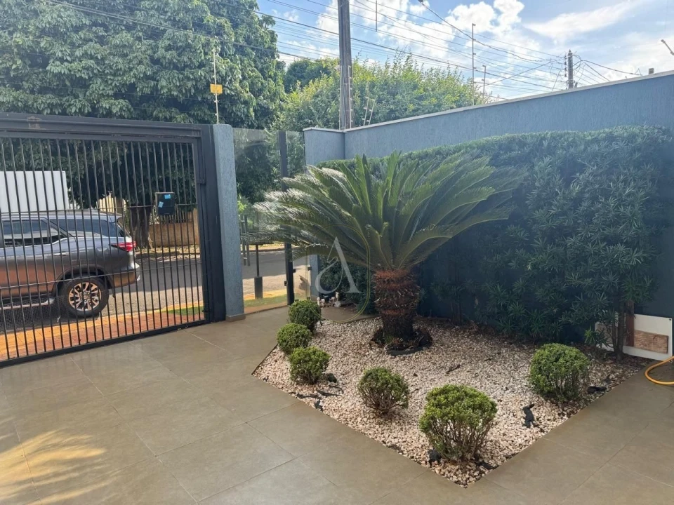 Imagens do imóveis Casa À Venda Jardim Licce Maringá