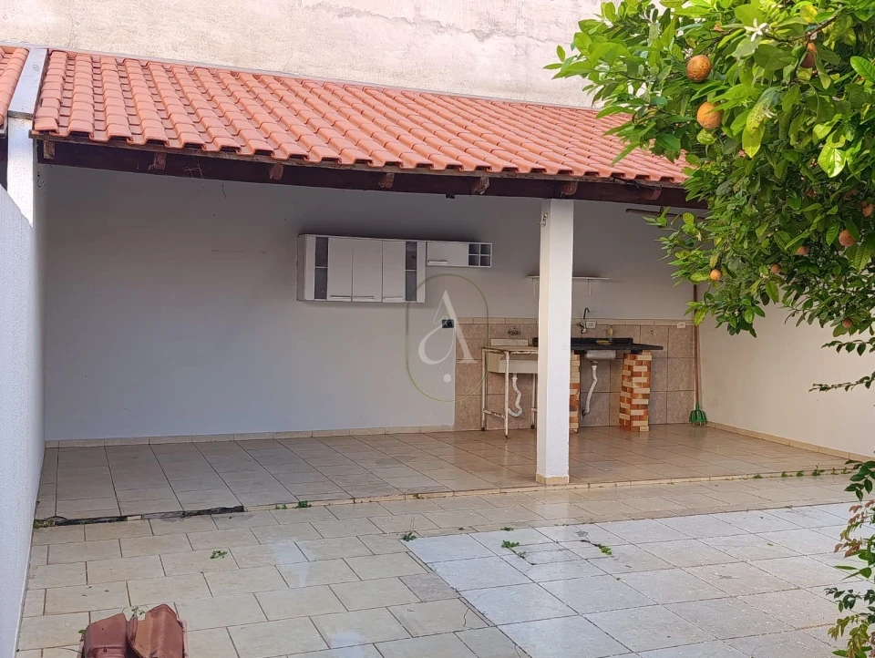 Imagens do imóveis Casa Ampla à venda com 3 quartos com suíte Próximo a Av, Cerro Azul em Maringá!