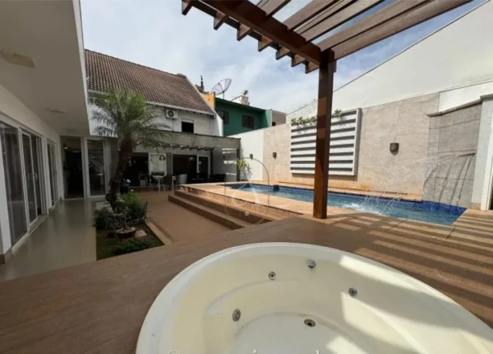 Imagens do imóveis Sobrado À Venda no  Condomínio  Delta Ville 2 em Maringá