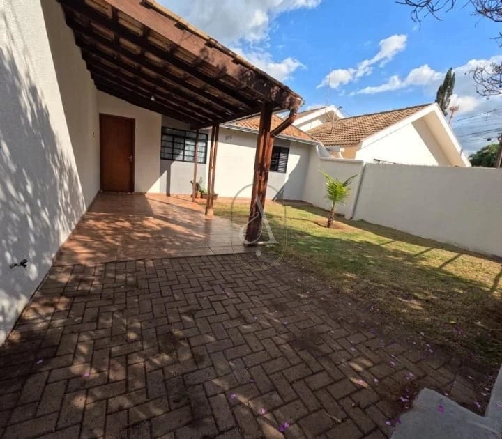 Imagens do imóveis Casa à venda com 3 quartos por R$280 mil!