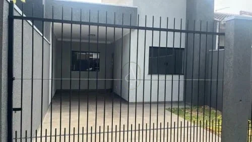 Imagens do imóveis Casa à venda com 3 quartos e suíte no Jardim Três Lagoas em Maringá!