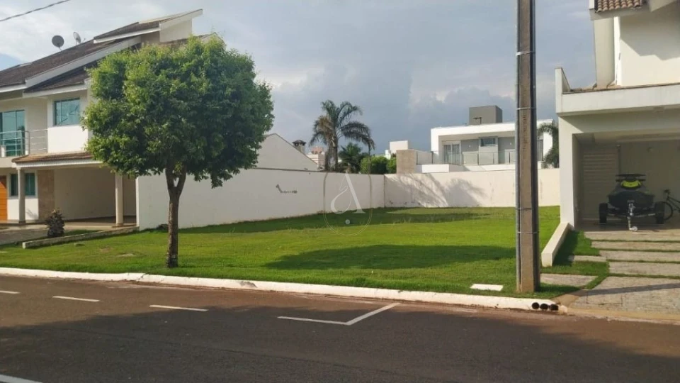 Imagens do imóveis Terreno  À Venda no Condomínio  Saint Etienne em Maringá!