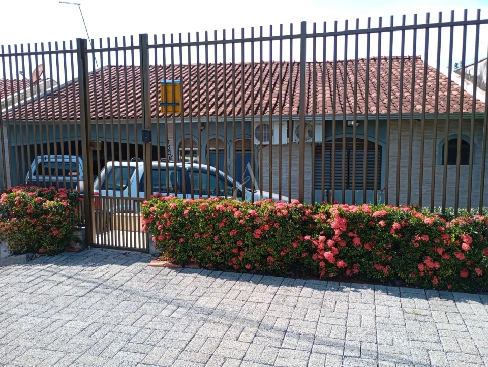 Imagens do imóveis Casa Ampla com Edícula e Piscina no Jardim São Silvestre Próximo a Polícia Federal !!
