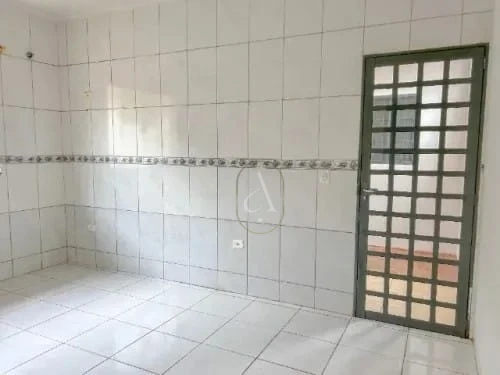 Imagens do imóveis Casa à venda no Jardim Paulista com edícula por apenas R$315 mil!!