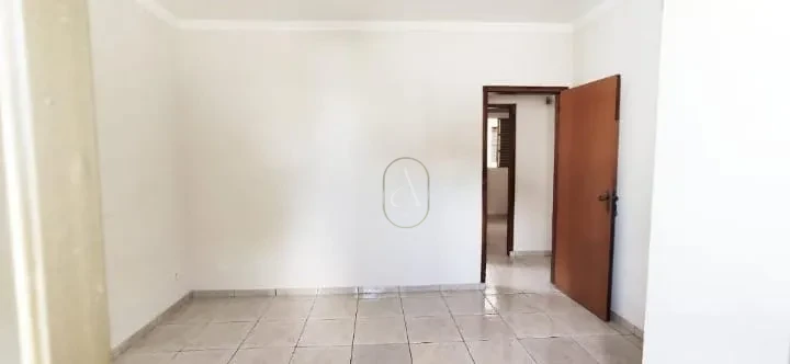 Imagens do imóveis Casa à Venda de esquina com 3 quartos com suíte em Maringá!