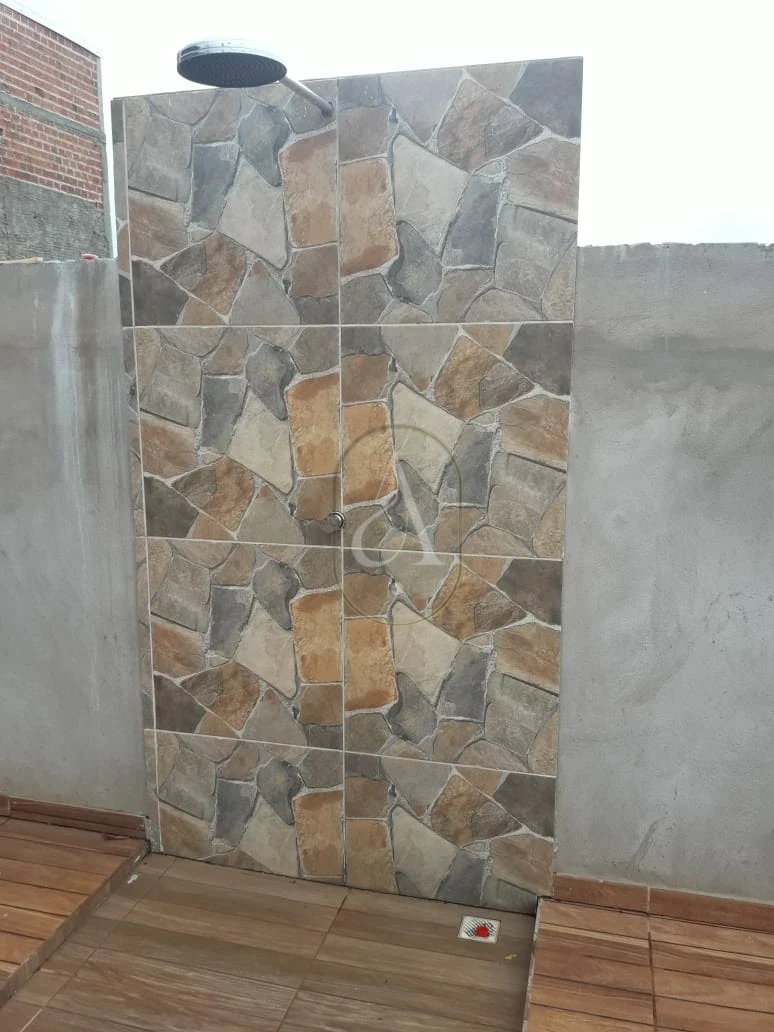 Imagens do imóveis Casa á venda com piscina no Porto Maringá "Porteira Fechada"