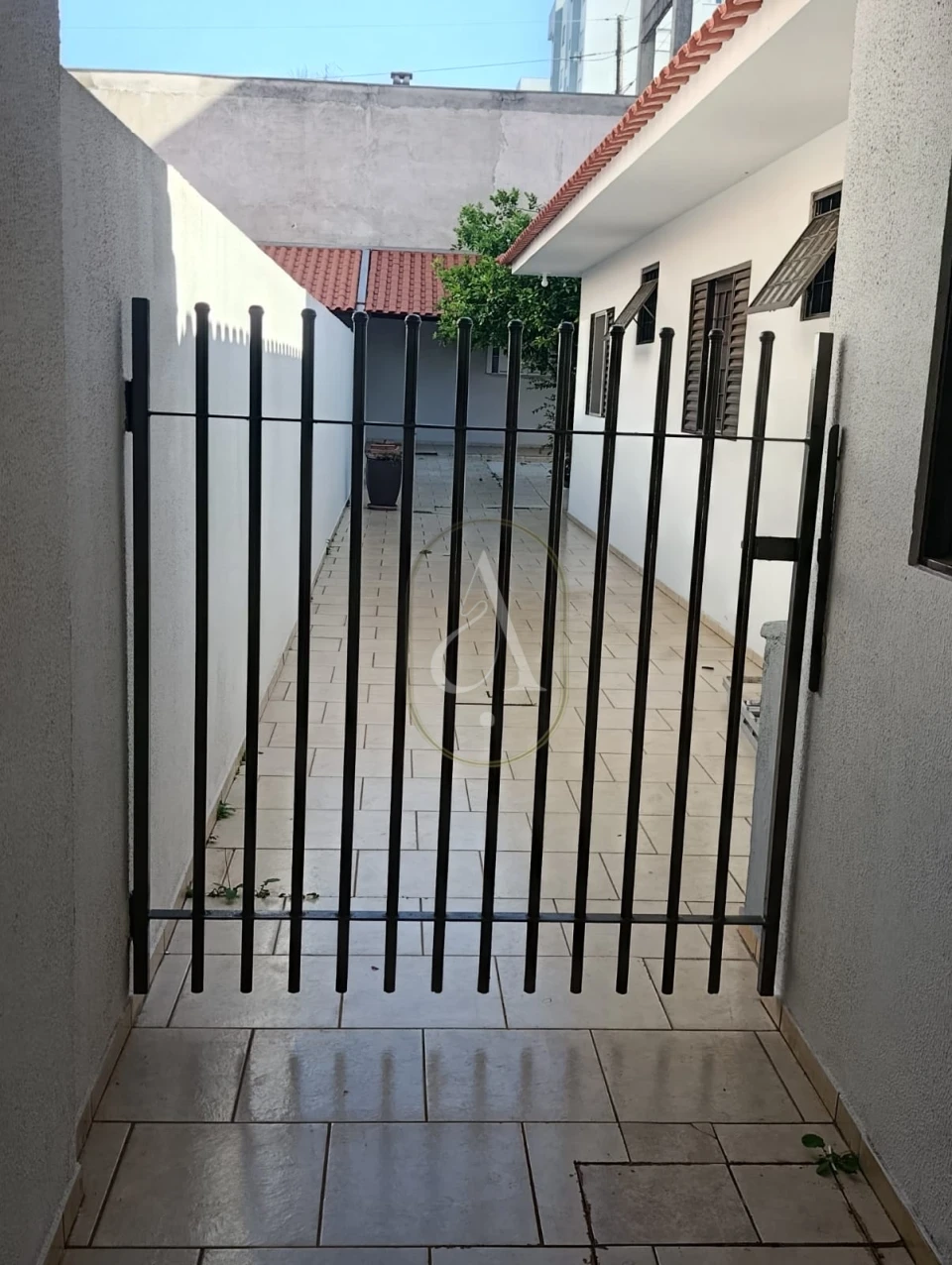 Imagens do imóveis Casa Ampla à venda com 3 quartos com suíte Próximo a Av, Cerro Azul em Maringá!