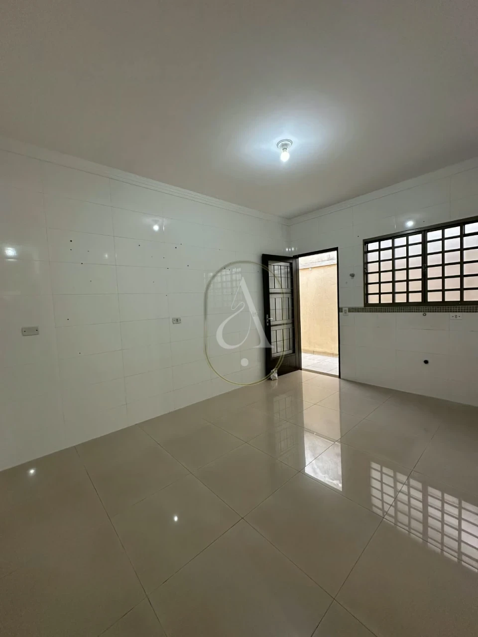 Imagens do imóveis Casa à venda com 3 quartos, sendo 2 suítes no Jardim Monte Rei em Maringá!