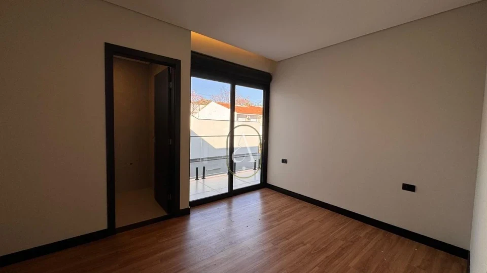 Imagens do imóveis Sobrado  À Venda Jardim Iguaçu Maringá