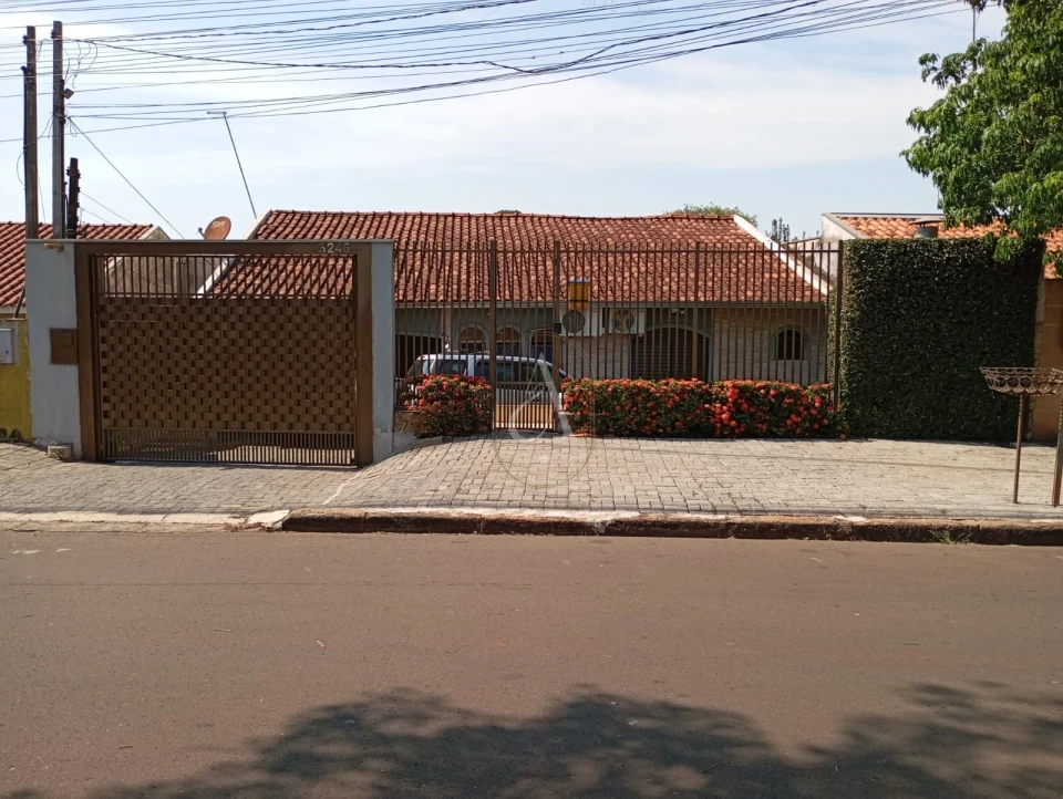 Imagens do imóveis Casa Ampla com Edícula e Piscina no Jardim São Silvestre Próximo a Polícia Federal !!