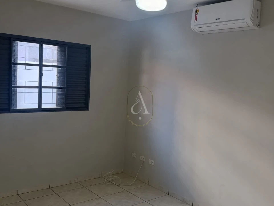 Imagens do imóveis Casa Ampla à venda com 3 quartos com suíte Próximo a Av, Cerro Azul em Maringá!