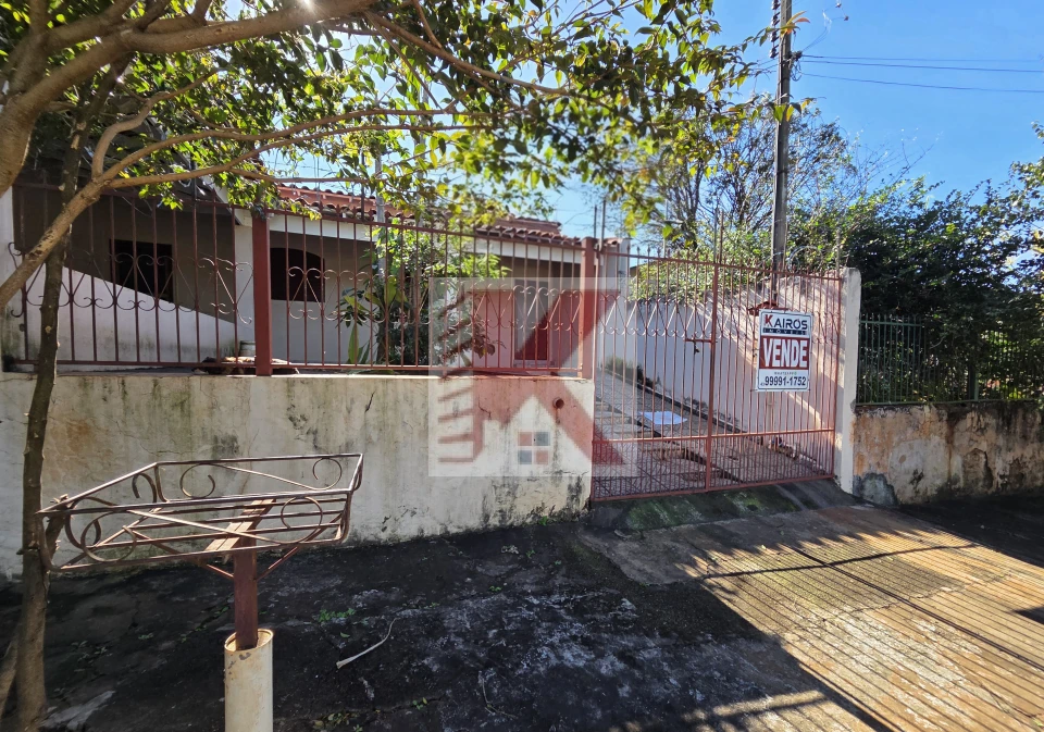 Imagens do imóveis Casa a Venda no Bairro Armindo Guazzi